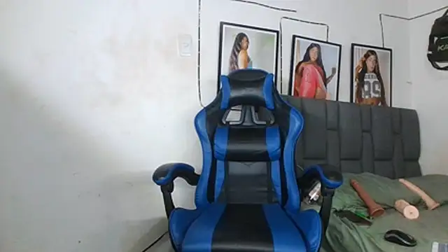 bigcrisblack webcam