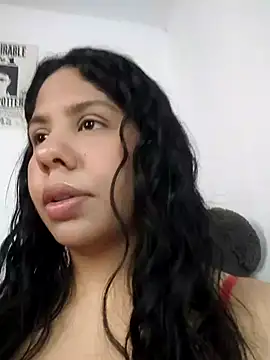 downsonMia webcam