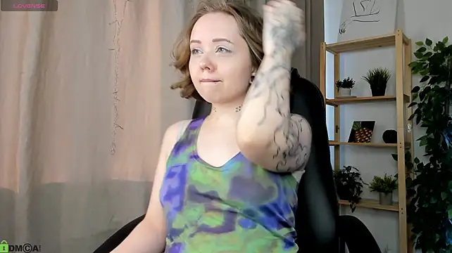 Tara-Linn webcam