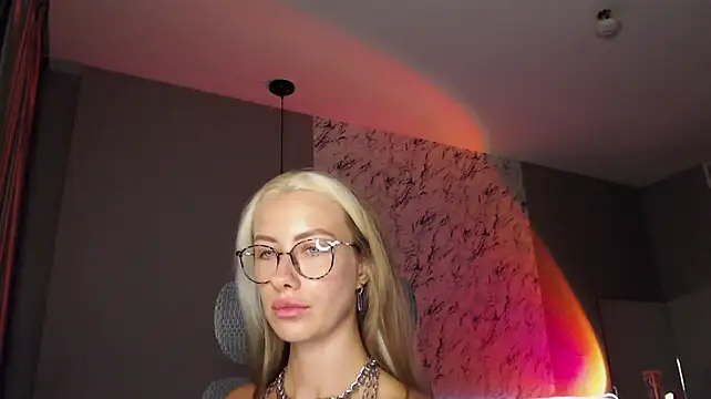 hailie_icon webcam