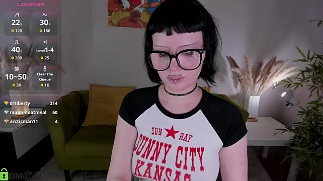 alice_chained webcam