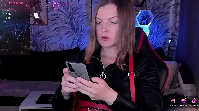 Devi_Evi webcam