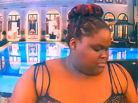 EbonyHotBuns webcam