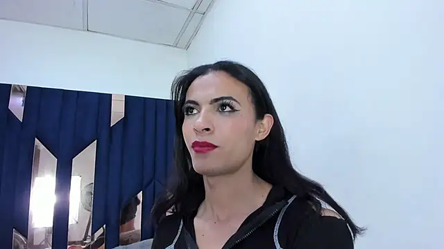 Aisha_hotts777 webcam