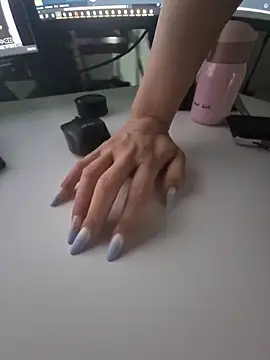 ClassyKatyy webcam
