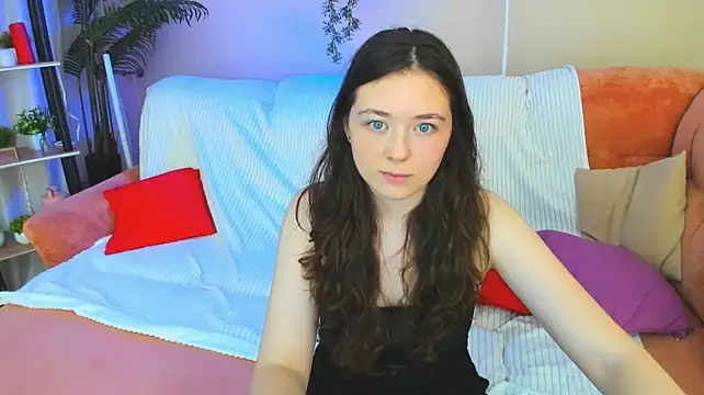 AlluringLookk webcam