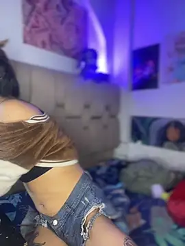 celeste_hell_ webcam