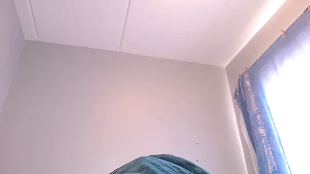 Silkytitss live sex cam