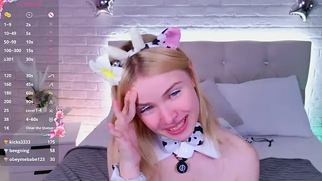 ChloeWells webcam