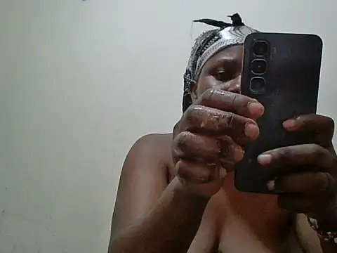 yummyychocolate_ webcam