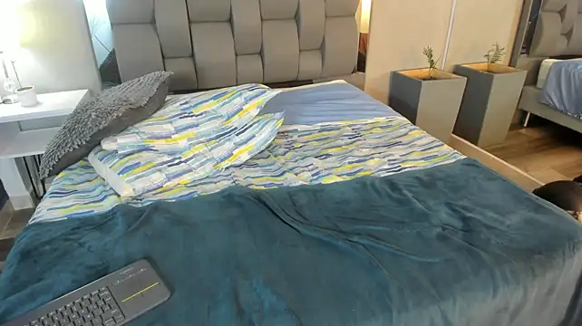 Charlie___Musk webcam