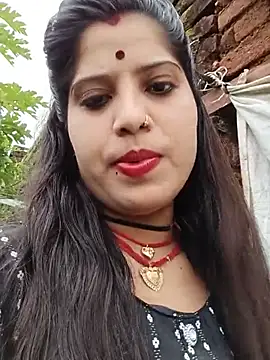 Mohni_bhabiji live cam on StripChat