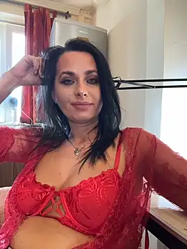 Hotmomcheckk