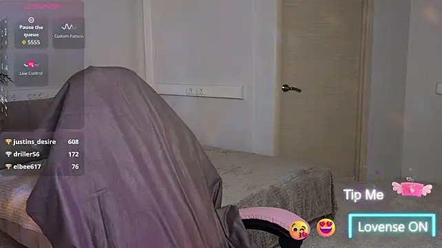 SweetieAnny webcam