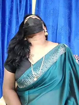 Meera_mia webcam
