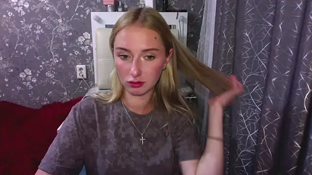 ellisweets webcam