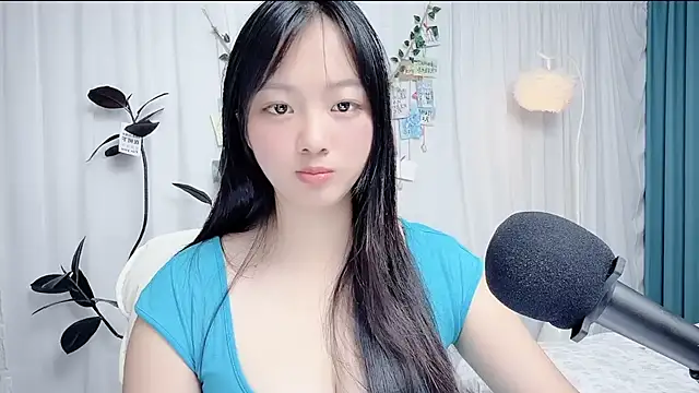 Winnie666999 webcam