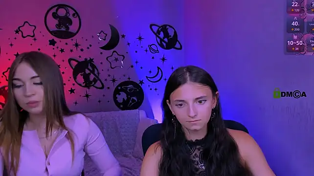 caroline_honeyy webcam