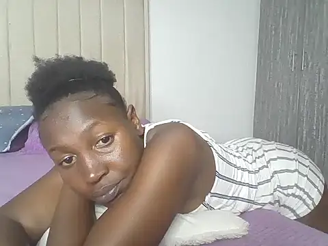 naughty_amber5 webcam