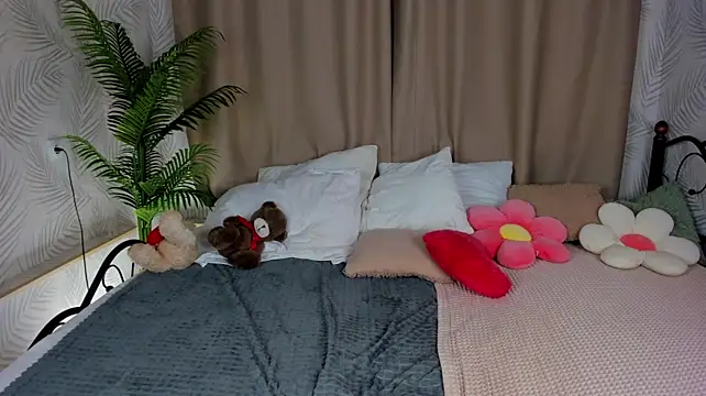 Fluffy_rosses webcam