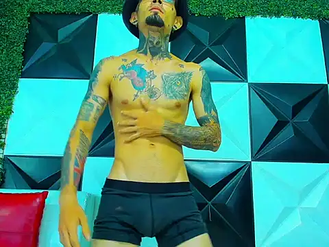 Boy_tatto77 live sex cam