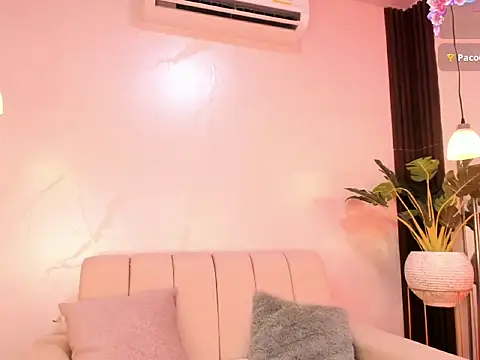 emily_burton18 webcam