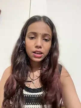 Maggie_748 webcam