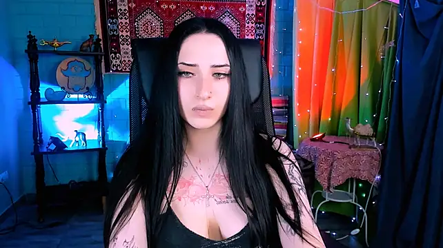 MonicaLowes webcam