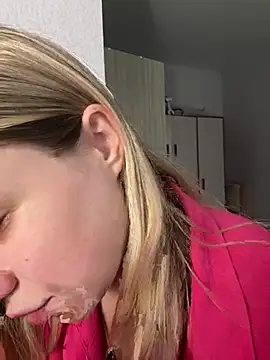 KimEvanss 📅 adult chat