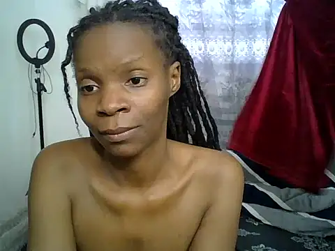 exoticglow live cam on StripChat