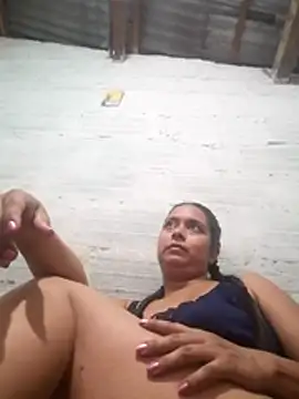 Zarinamoon webcam