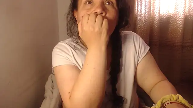 agathamiller01 webcam