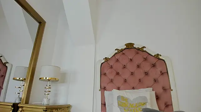 leah_millers webcam