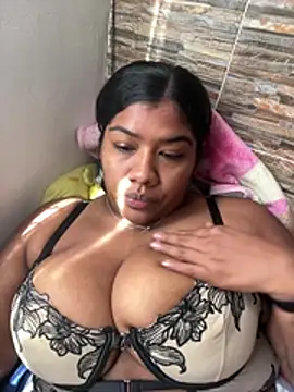 paola091 webcam