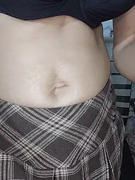 lovelyrosewifey webcam