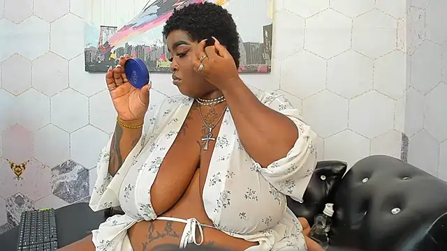 Anaa_Fuentess webcam