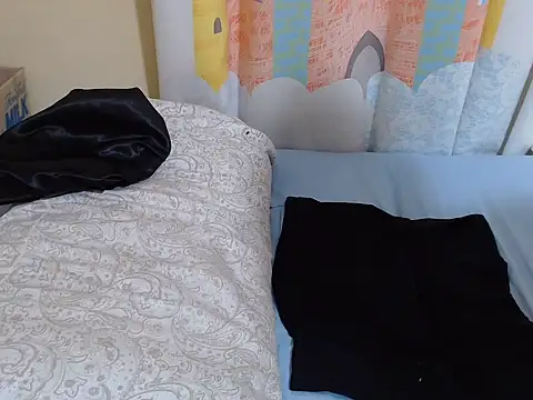 zeina_gen webcam