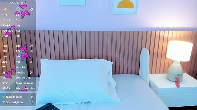 myla_cute18 webcam