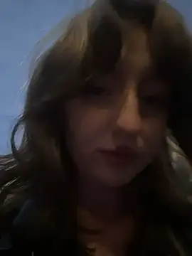 RonnieKiss live sex cam