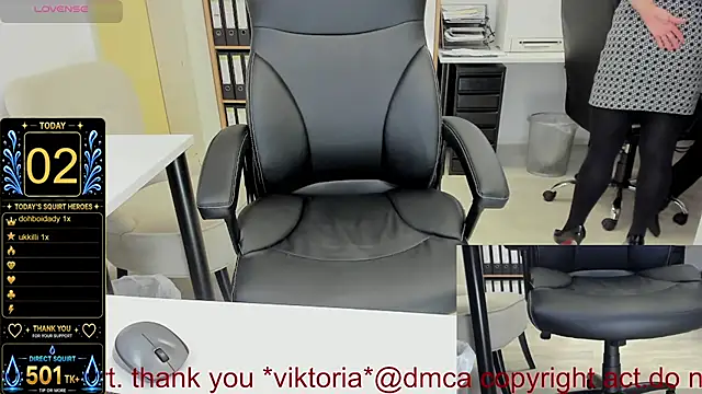 squirt_milf_viktoria live sex cam