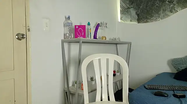 Monyel_Blake webcam