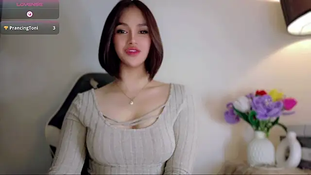 Anna_HollyDoll