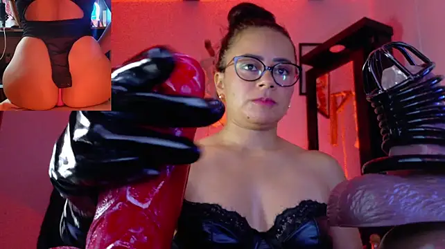 MistressSlut1 webcam