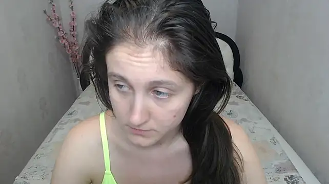 Holliy_Cooper webcam