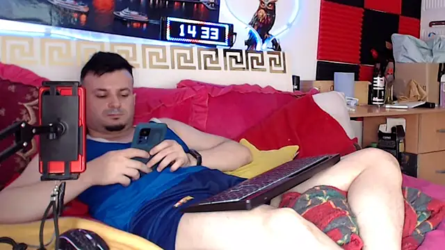 Hugec0ck007 webcam