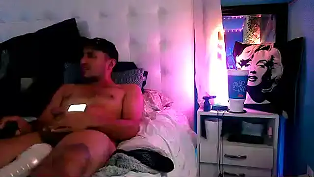 Sicksob live cam on StripChat