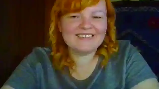 KrisryOxNiksss live cam on StripChat