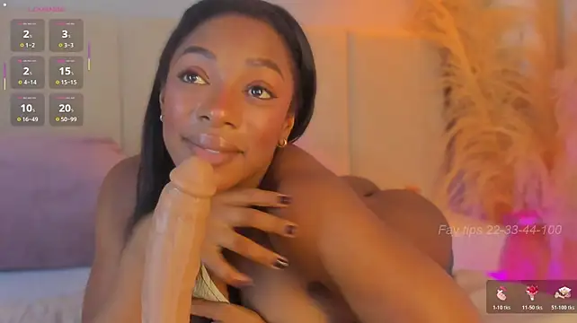 aprilebony_ webcam