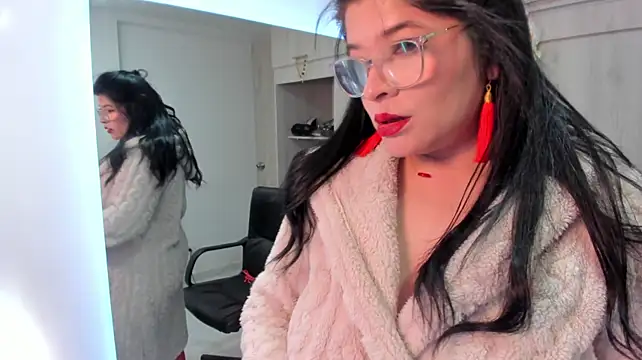BellaFlaming webcam