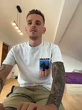 Huge_cock22cm webcam